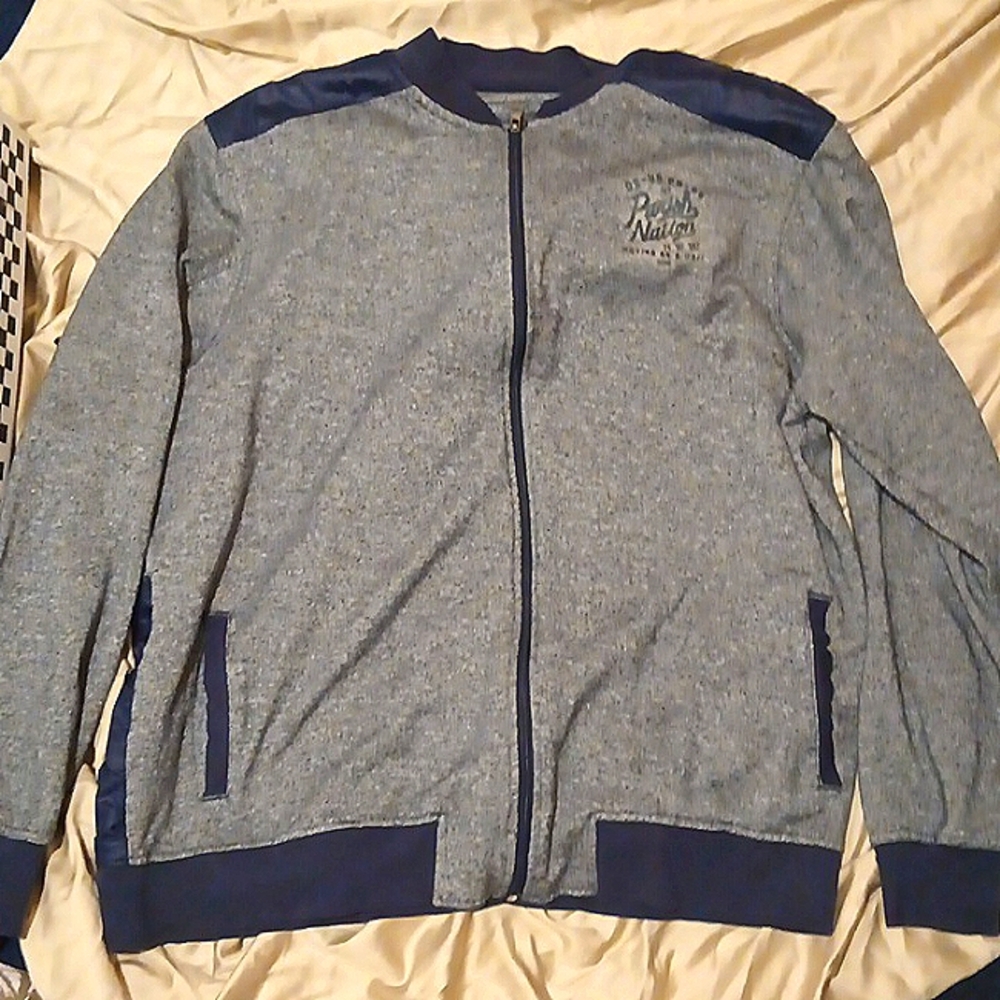 Big. 3XL thick and cool style